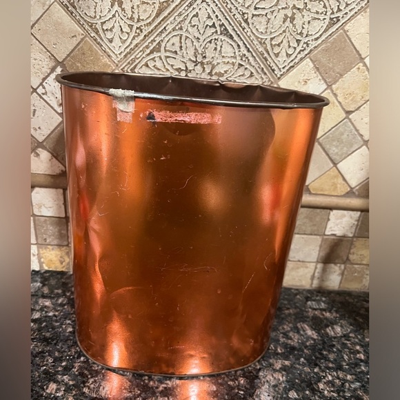 Cooper Trash Can With Flying Ducks - Picture 2 of 4